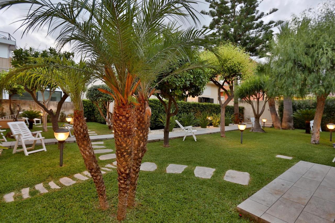 Re Sole La Dependance - Casa Vacanza M E R C U R I O Avola Ngoại thất bức ảnh